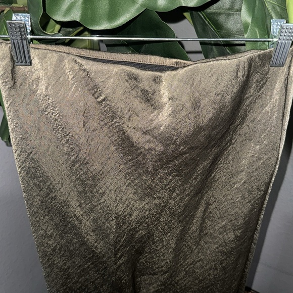 Hunter green like silk fabric - Picture 3 of 3